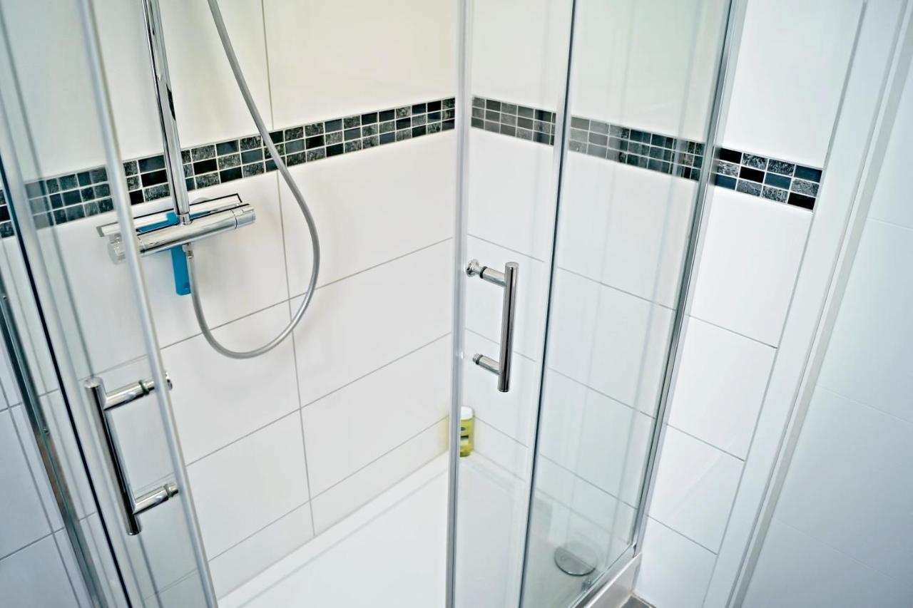 Charmante & Gemuetliche Wohnung Solingen Buitenkant foto