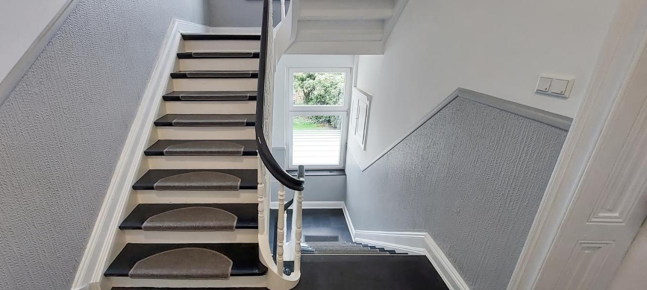 Charmante & Gemuetliche Wohnung Solingen Buitenkant foto