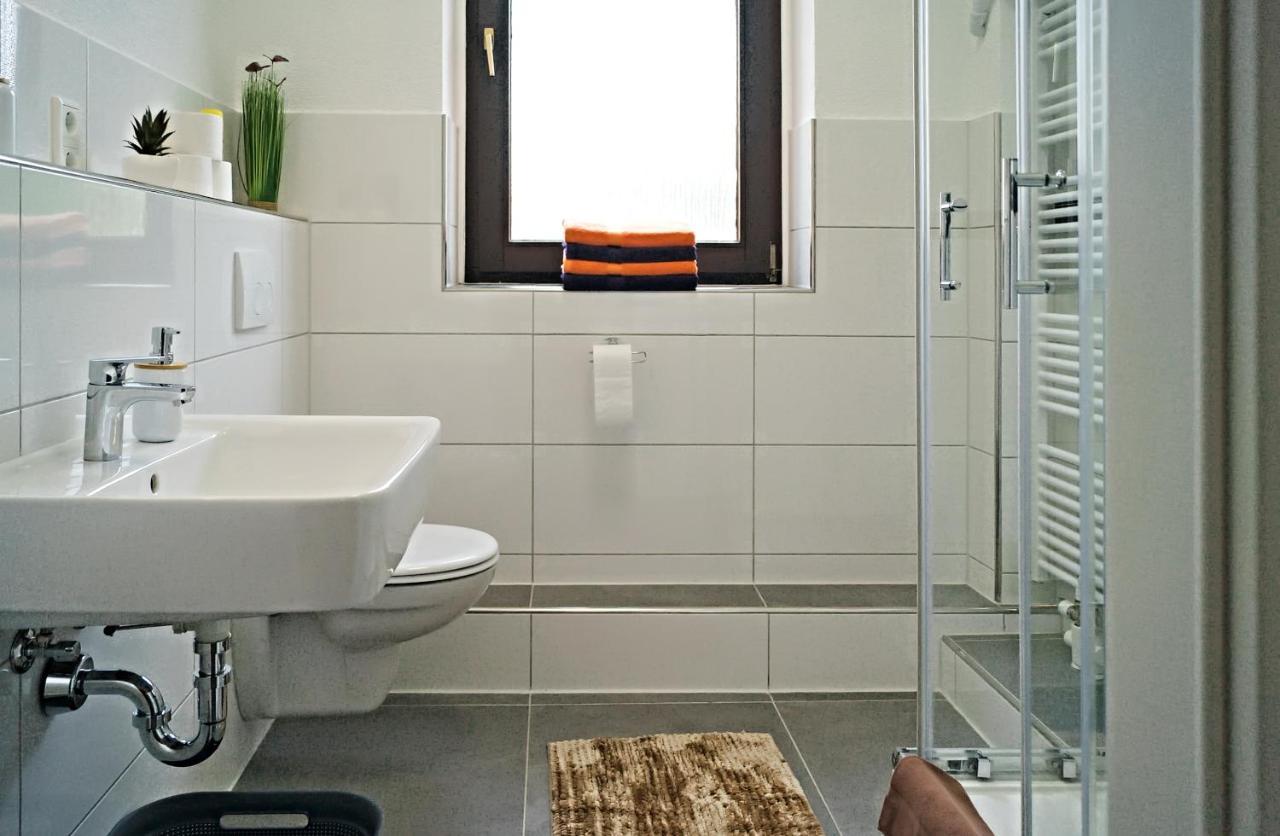 Charmante & Gemuetliche Wohnung Solingen Buitenkant foto